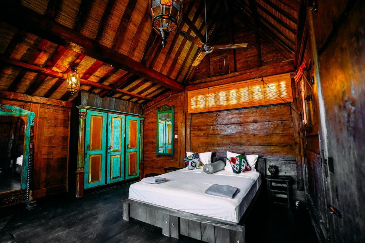 Blue Earth Village 아메드 외부 사진